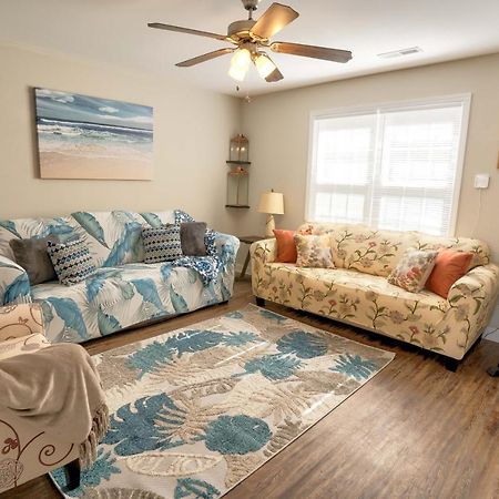 Kannapolis Elegant Townhouse - Pet Friendly מראה חיצוני תמונה