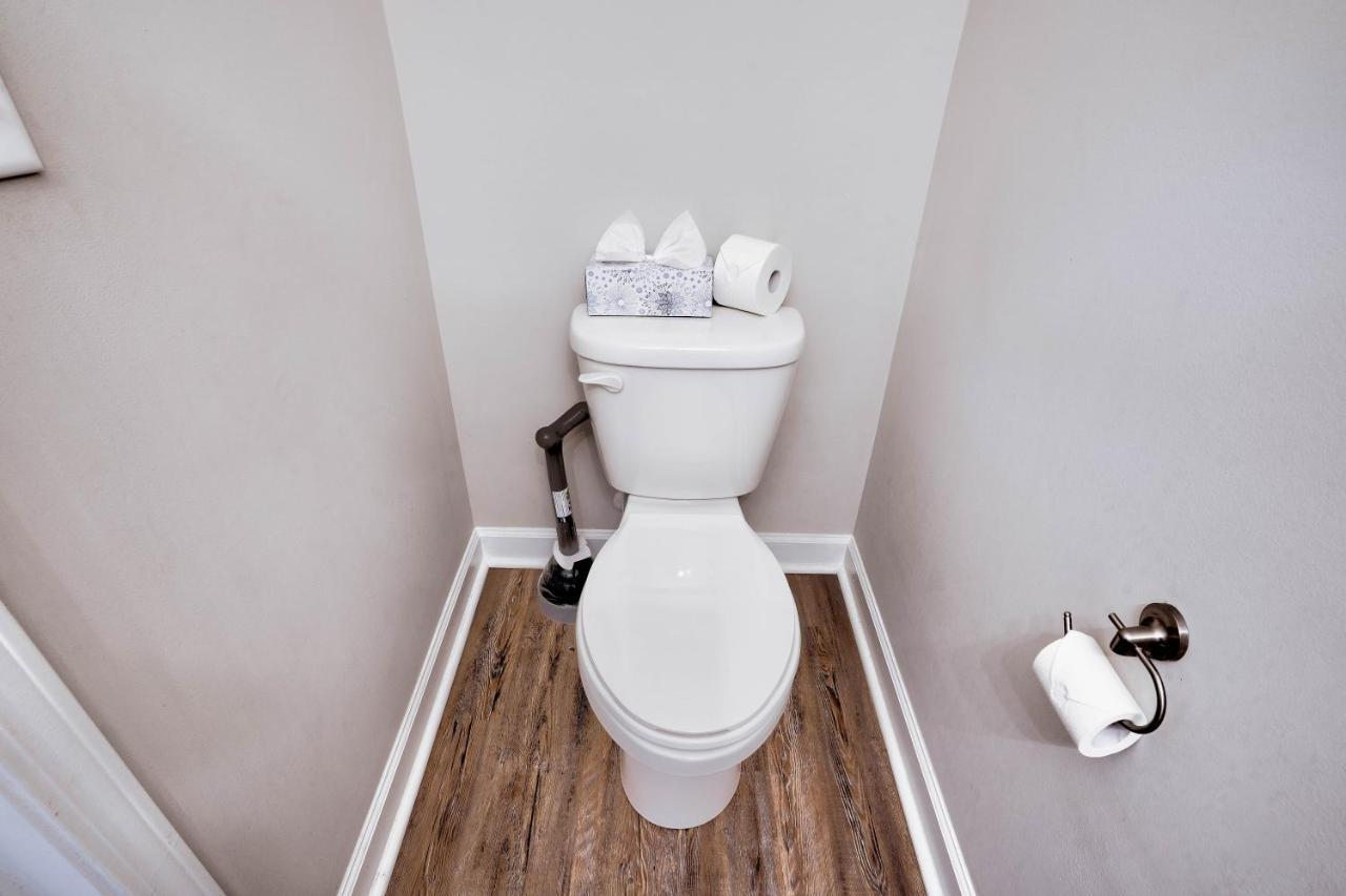 Kannapolis Elegant Townhouse - Pet Friendly מראה חיצוני תמונה