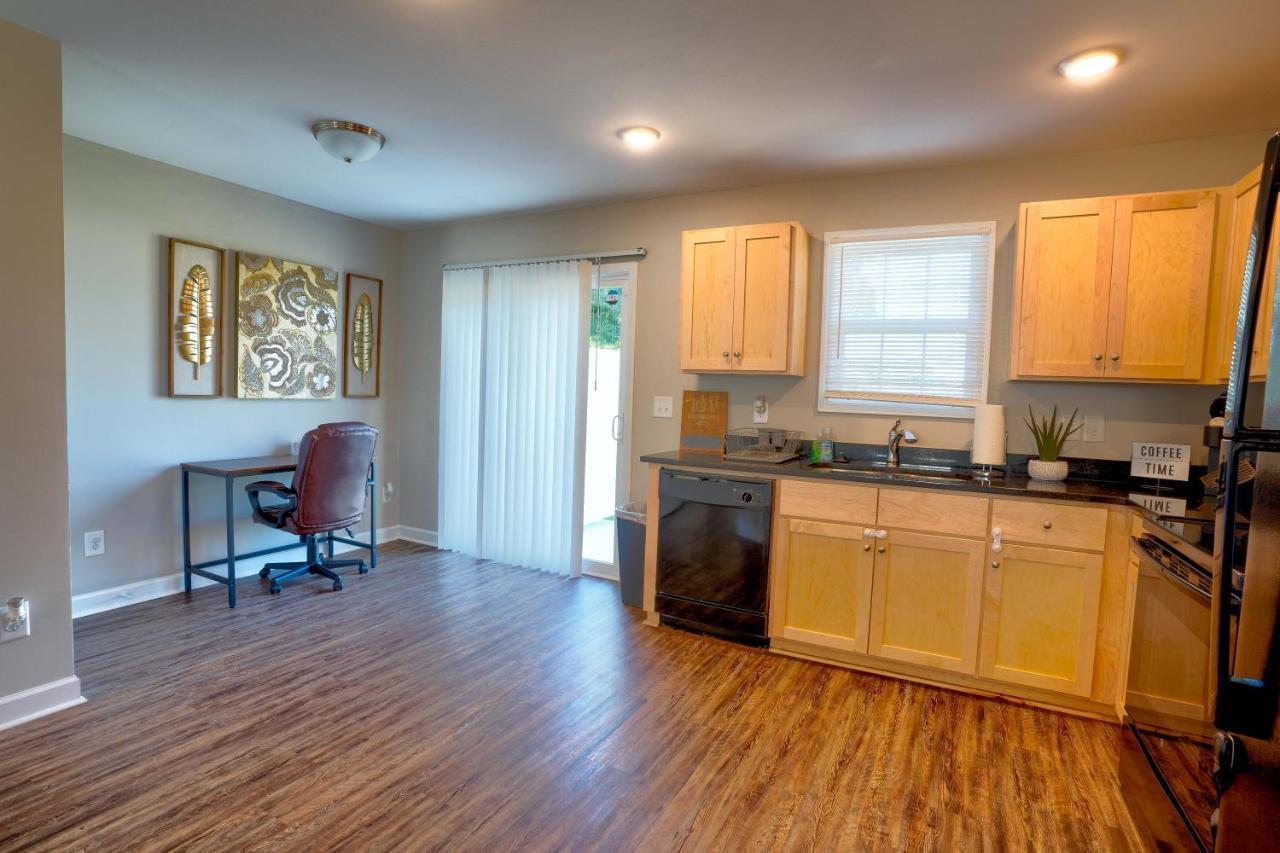 Kannapolis Elegant Townhouse - Pet Friendly מראה חיצוני תמונה