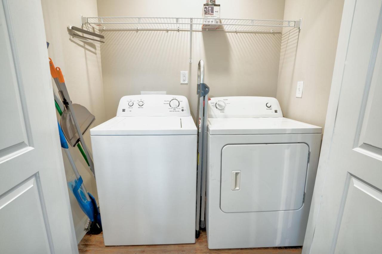 Kannapolis Elegant Townhouse - Pet Friendly מראה חיצוני תמונה